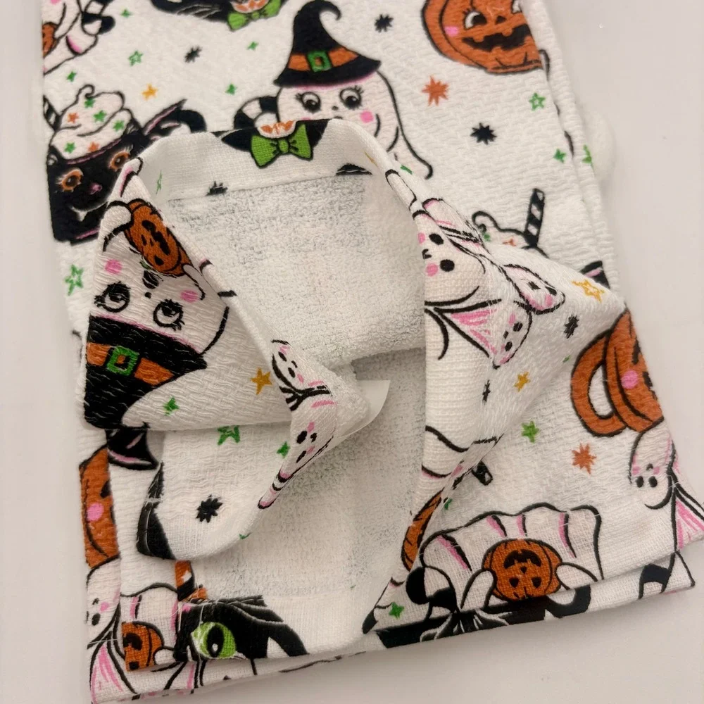 En Vogue Halloween Kitchen Towels Set of 3 Ghost Cat Pumpkin Waffle Weave NEW